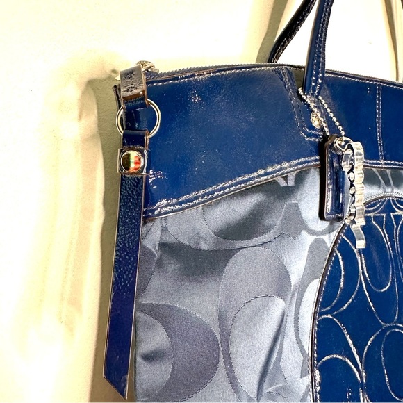Coach | Blue Signature Laura Nylon Patent Leather Tote Bag - Picture 3 of 16